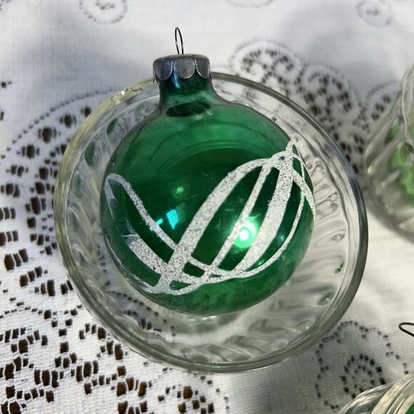 MCM green & glitter ornaments - Picture 4 of 10
